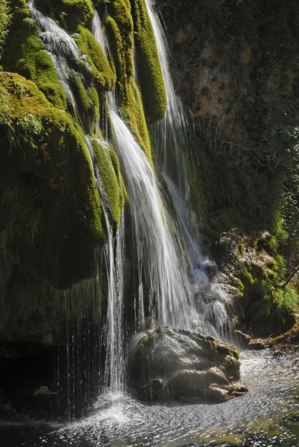 Logis Hotel Restaurant Des Gorges Du Tarn Florac Экстерьер фото